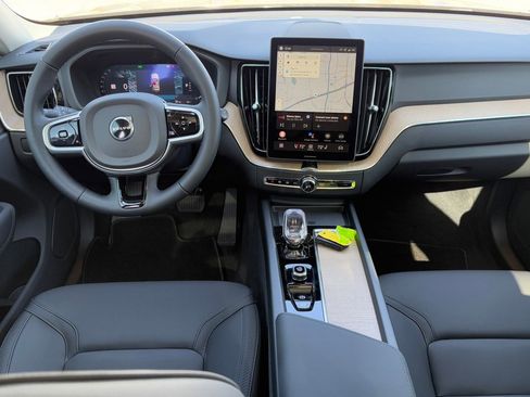 New 2026 Volvo XC60 B5 Core w/ Protection Package Premier image 10