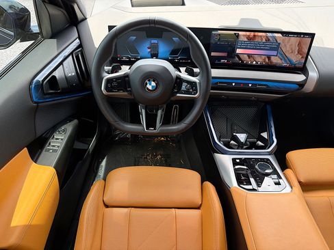 Used 2025 BMW X3 xDrive30i w/ Premium Package image 16