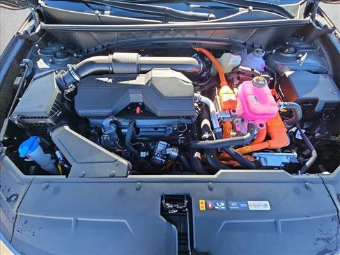 New 2026 Hyundai Tucson Limited w/ Tow & Go Package image 17
