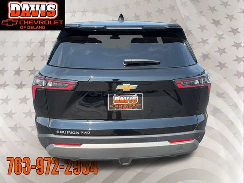New 2027 Chevrolet Equinox LT w/ Convenience Package II AWD/4WD image 6