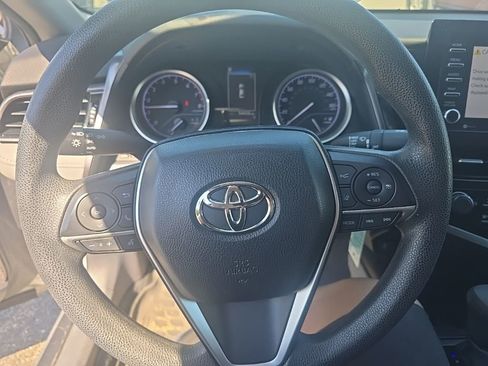 Used 2021 Toyota Camry LE FWD image 14