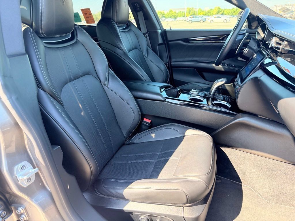 Used 2019 Maserati Quattroporte S GranSport Q4 AWD/4WD image 11