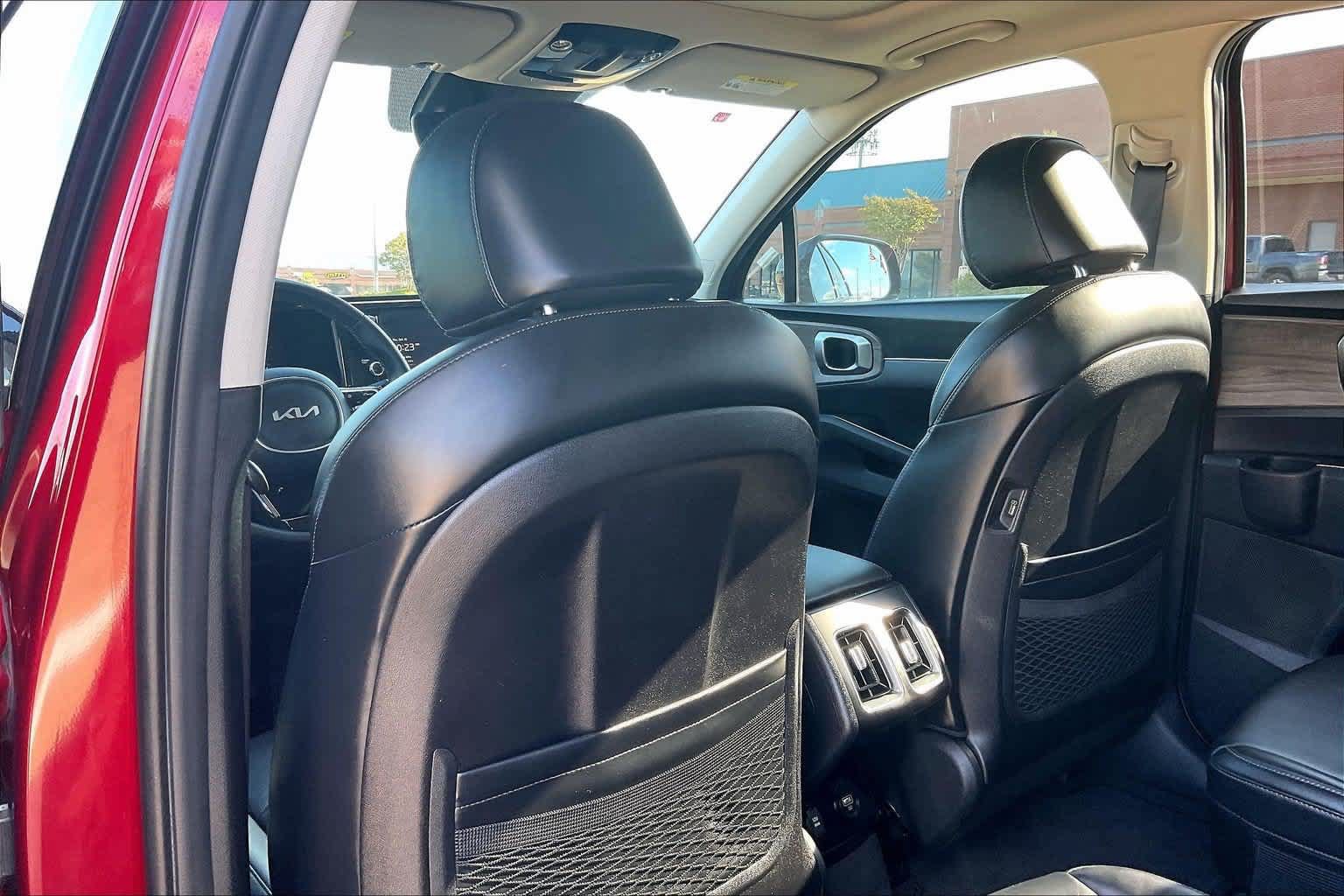 Certified 2023 Kia Sorento X-Line EX AWD/4WD image 11