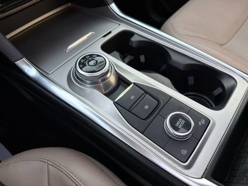 Used 2021 Ford Explorer Limited w/ Hybrid Equipment Group 310A image 39