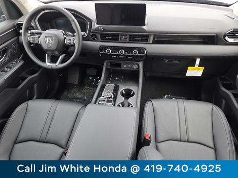 New 2026 Honda Pilot Touring image 24