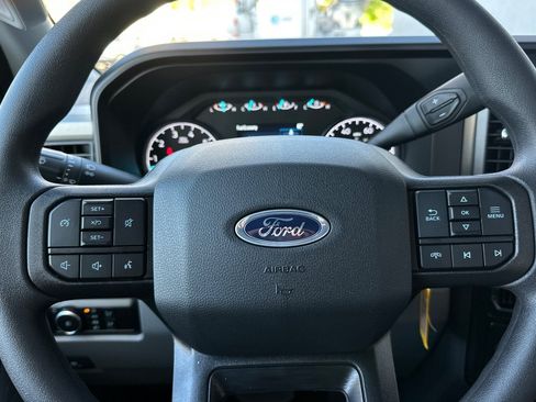 New 2026 Ford F250 XL w/ XL Chrome Package image 20