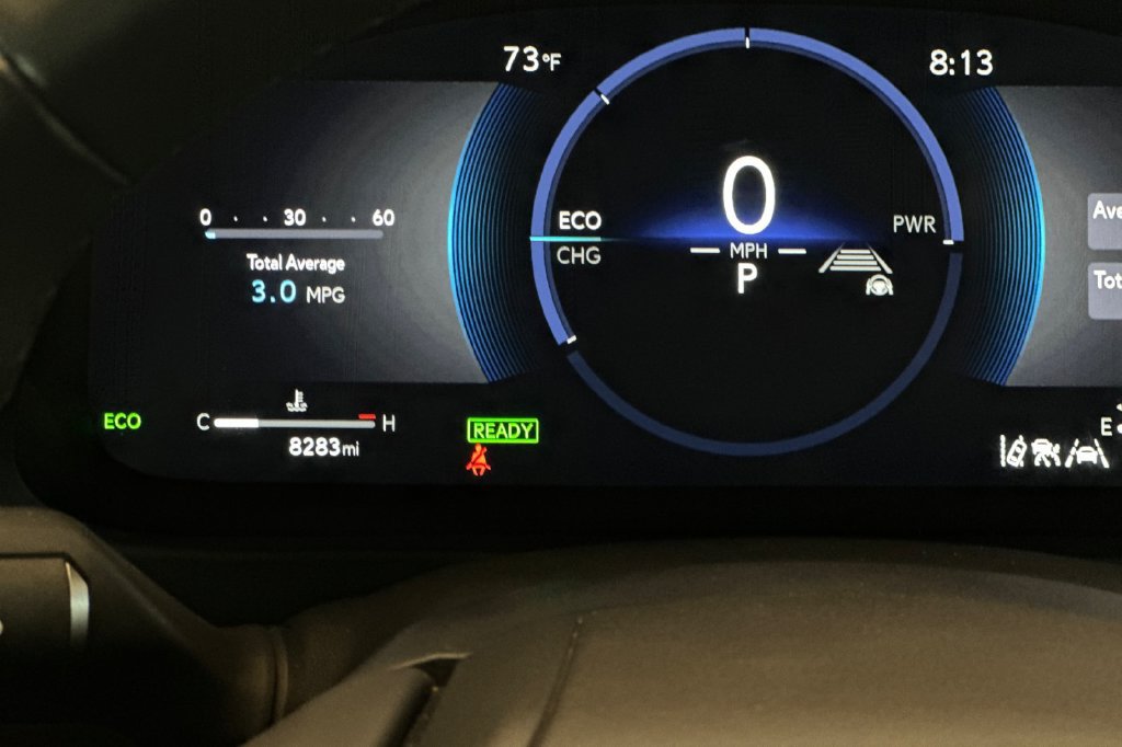 Certified 2025 Lexus UX 300h FWD w/ Accessory Package (Z2) image 27