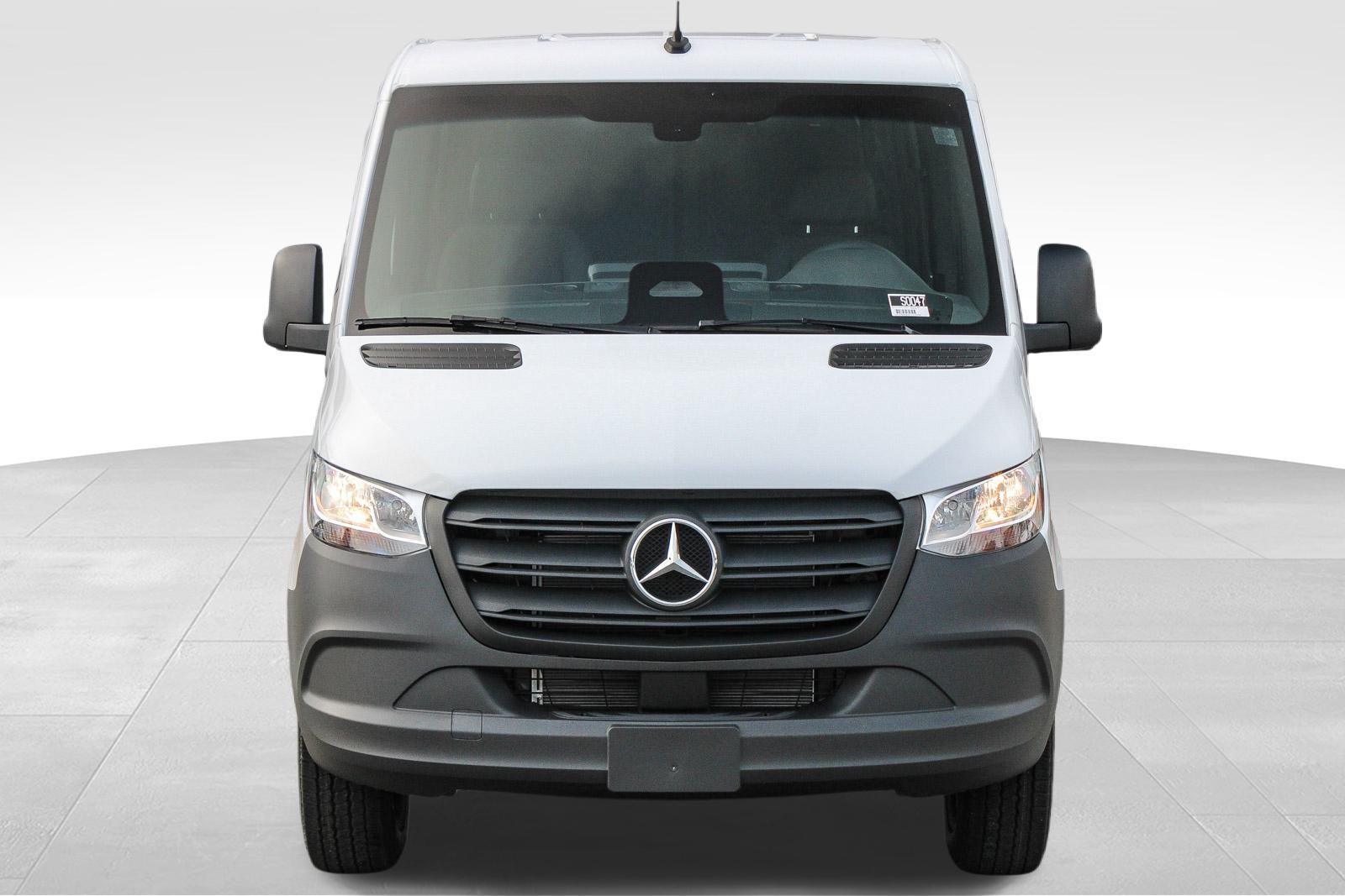New 2026 Mercedes-Benz Sprinter 2500 image 2