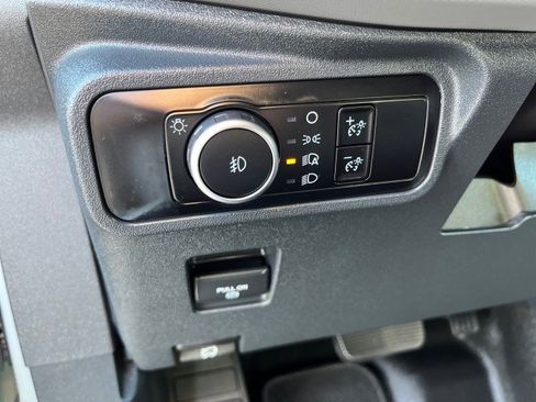 Used 2023 Ford Bronco Black Diamond image 13