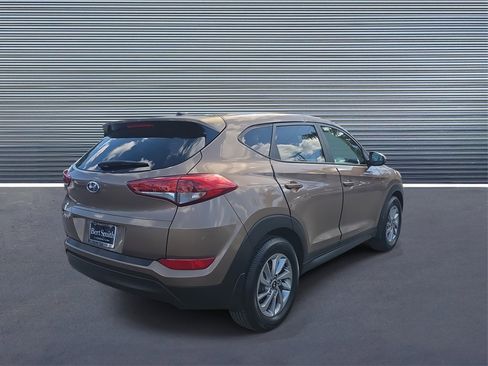Used 2016 Hyundai Tucson SE image 3