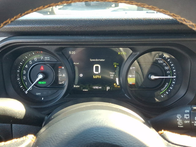 Used 2024 Jeep Wrangler Unlimited AWD/4WD image 19