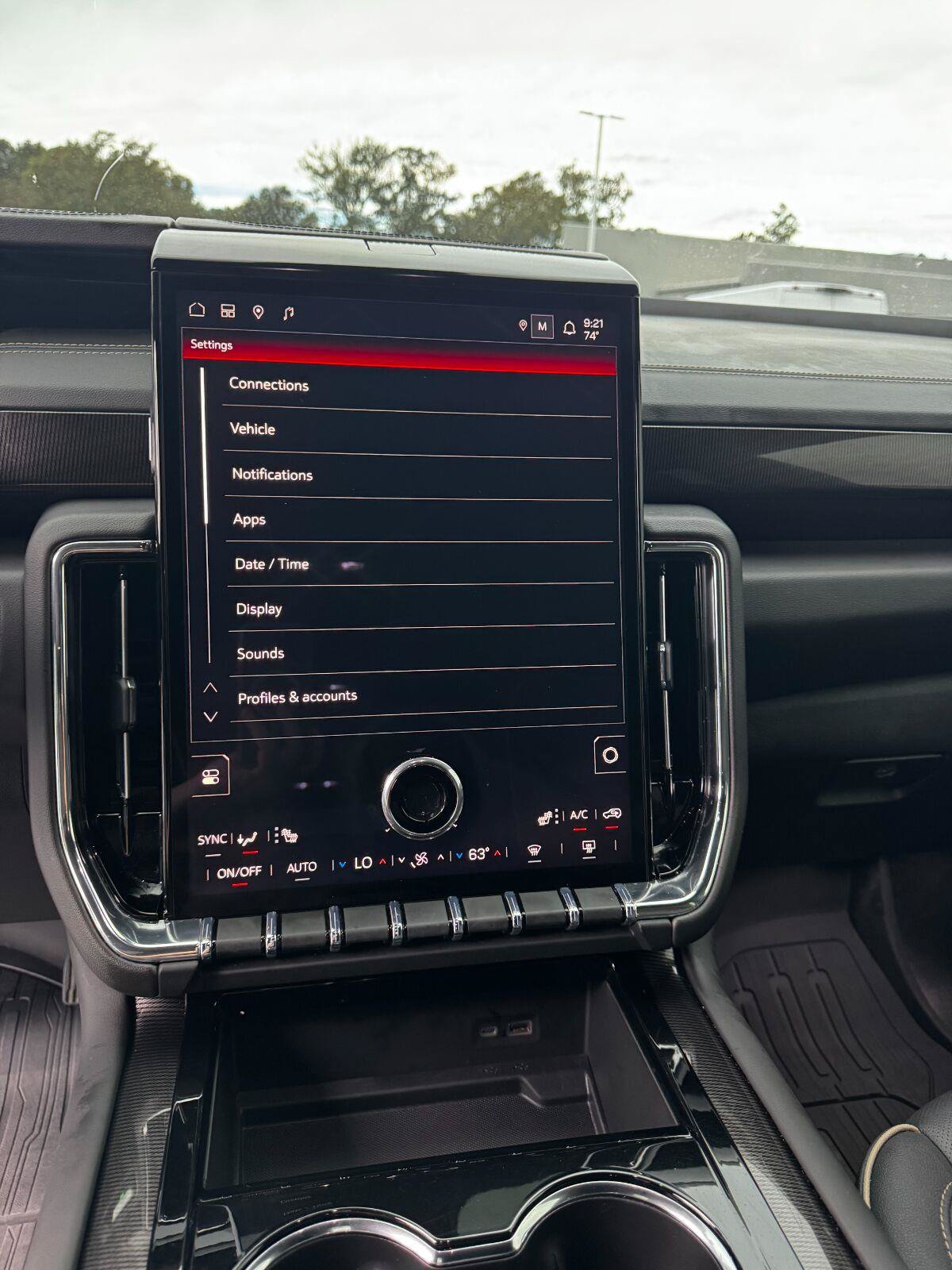 Used 2025 GMC Yukon XL Elevation w/ LPO, Floor Liner Package RWD image 23