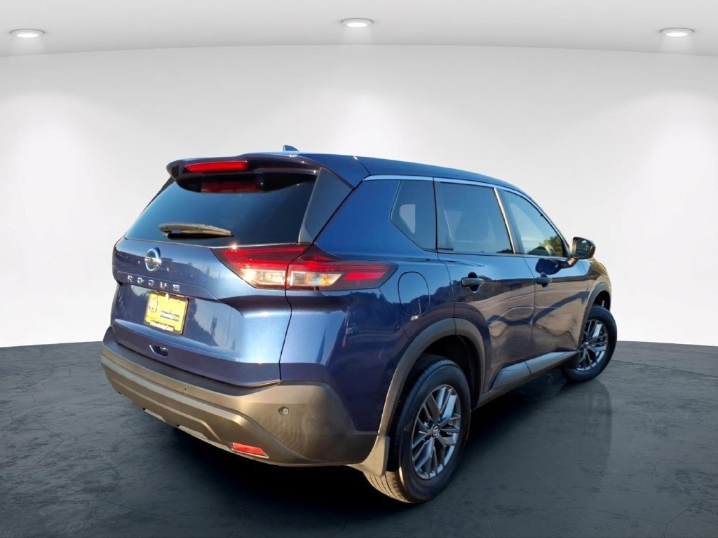 Used 2021 Nissan Rogue S FWD image 8