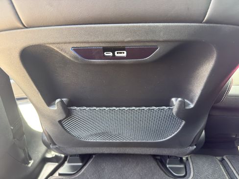 Used 2024 Chrysler Pacifica Limited w/ S Appearance Package FWD image 35