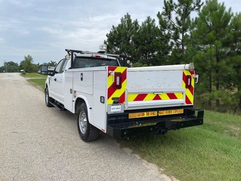 Used 2020 Ford F250 XL w/ Power Equipment Group RWD image 7