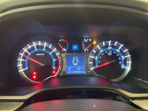 Used 2018 Toyota 4Runner SR5 Premium AWD/4WD image 17