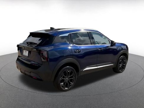 Used 2026 Nissan Kicks SR AWD/4WD image 13