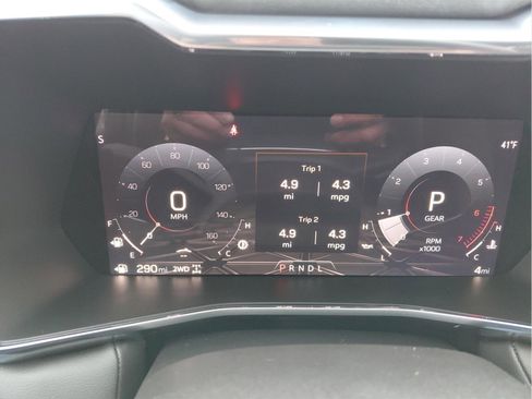 New 2026 GMC Canyon Elevation w/ Convenience Package image 14