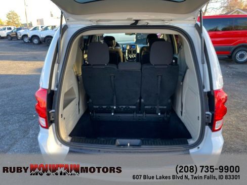 Used 2017 Dodge Grand Caravan SE w/ Power Window Group image 22