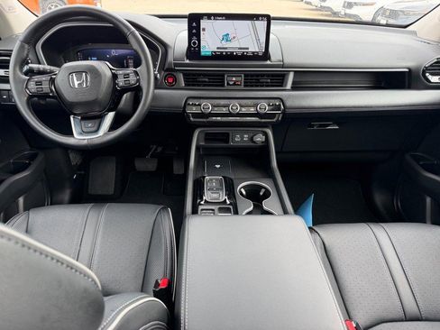 Used 2024 Honda Pilot Elite image 13