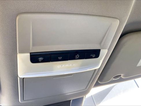 Used 2021 Nissan Rogue S image 33