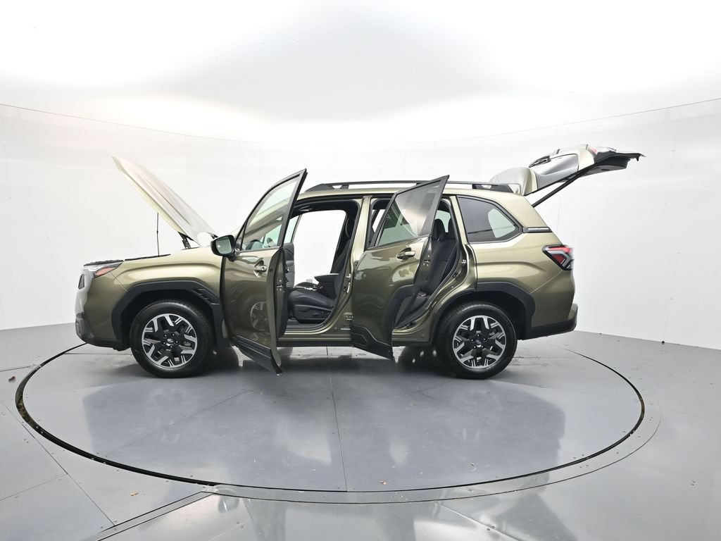 Used 2026 Subaru Forester Premium AWD/4WD image 37