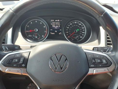 Used 2020 Volkswagen Atlas Cross Sport SE AWD/4WD image 20