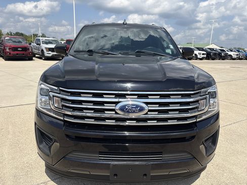 Used 2021 Ford Expedition XLT w/ Black Accent Package image 2