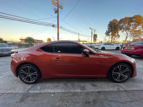 Used 2014 Scion FR-S image 4