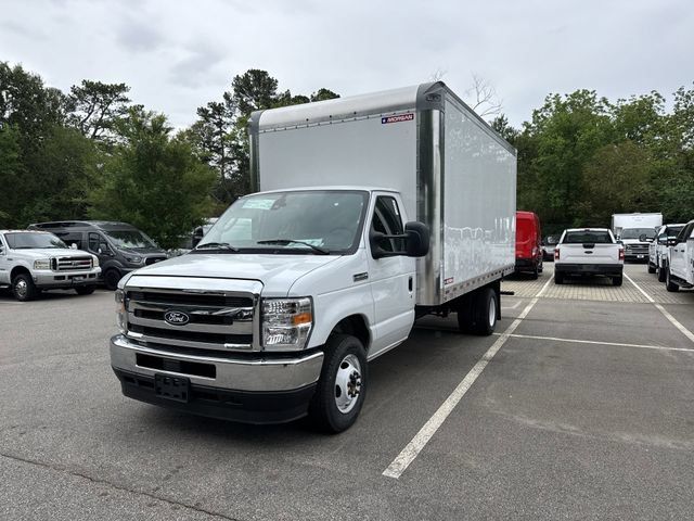 New 2027 Ford E-350 and Econoline 350 Super Duty w/ Driver's Safety Package RWD image 1