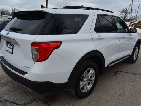 Used 2023 Ford Explorer XLT w/ Equipment Group 202A image 5