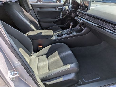 Used 2022 Honda Civic Sport image 31