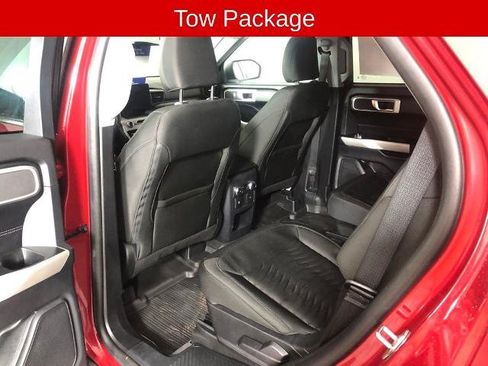 Certified 2021 Ford Explorer XLT w/ Class III Trailer Tow Package AWD/4WD image 12