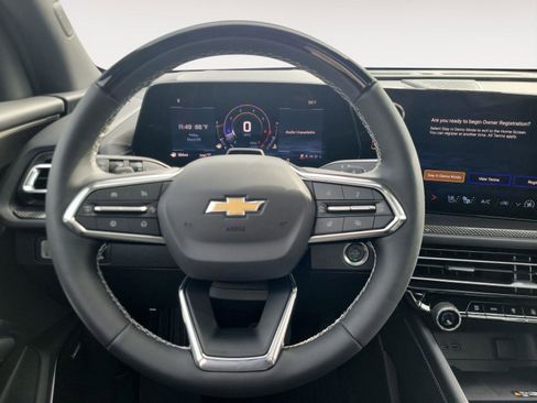 New 2026 Chevrolet Traverse High Country w/ LPO, Floor Liner Package image 16