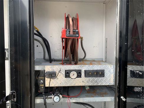 Used 2015 Ford Transit 350 Cutaway Van image 8