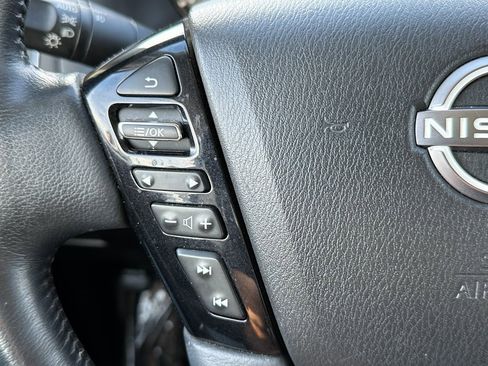 Used 2023 Nissan Armada SL w/ Captain's Chairs Package image 28