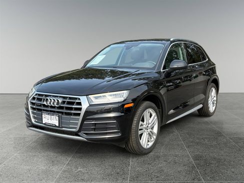Used 2018 Audi Q5 2.0T Premium Plus w/ Premium Plus Package image 2