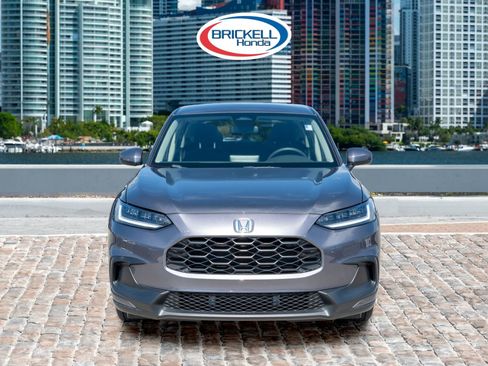 Certified 2023 Honda HR-V LX image 2