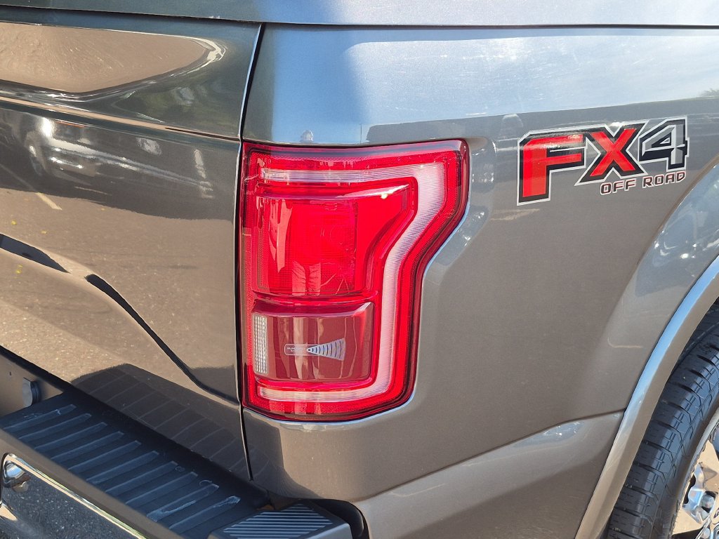 Used 2016 Ford F150 Lariat w/ Equipment Group 502A Luxury AWD/4WD image 11