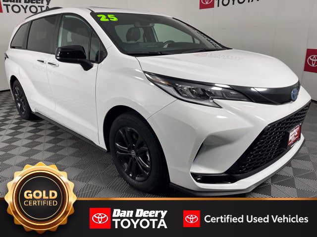 Certified 2025 Toyota Sienna XSE w/ XSE Plus Package AWD/4WD image 1