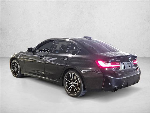 Used 2023 BMW 330e xDrive w/ M Sport Package AWD/4WD image 3