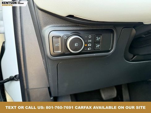 Used 2025 Ford Explorer Platinum w/ Ultimate Package image 21