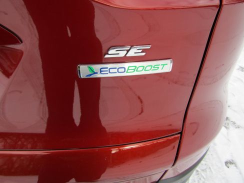 Used 2014 Ford Escape SE w/ Equipment Group 201A image 10