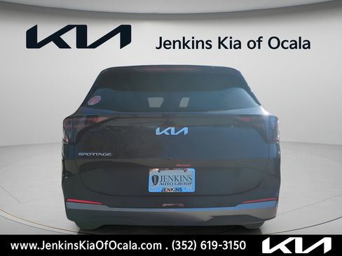 New 2026 Kia Sportage LX w/ LX Convenience Package FWD image 4