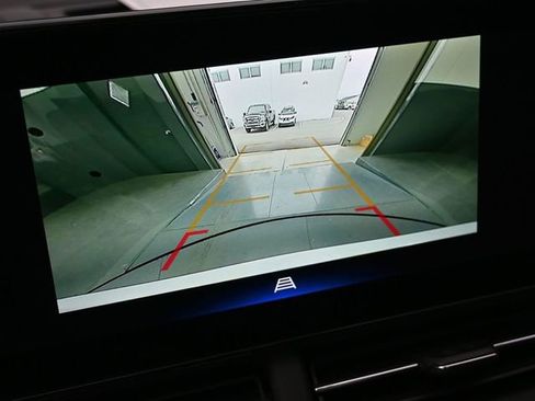 New 2026 Chevrolet Trax RS w/ Sunroof Package FWD image 31