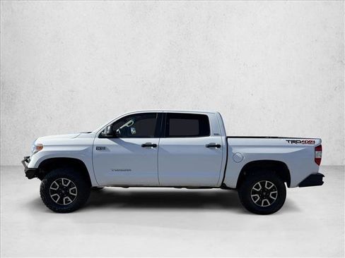 Used 2016 Toyota Tundra SR5 image 9