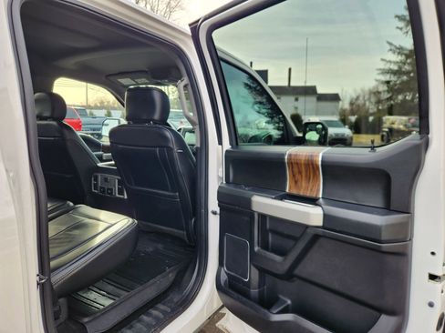 Used 2018 Ford F150 Lariat w/ FX4 Off-Road Package AWD/4WD image 47