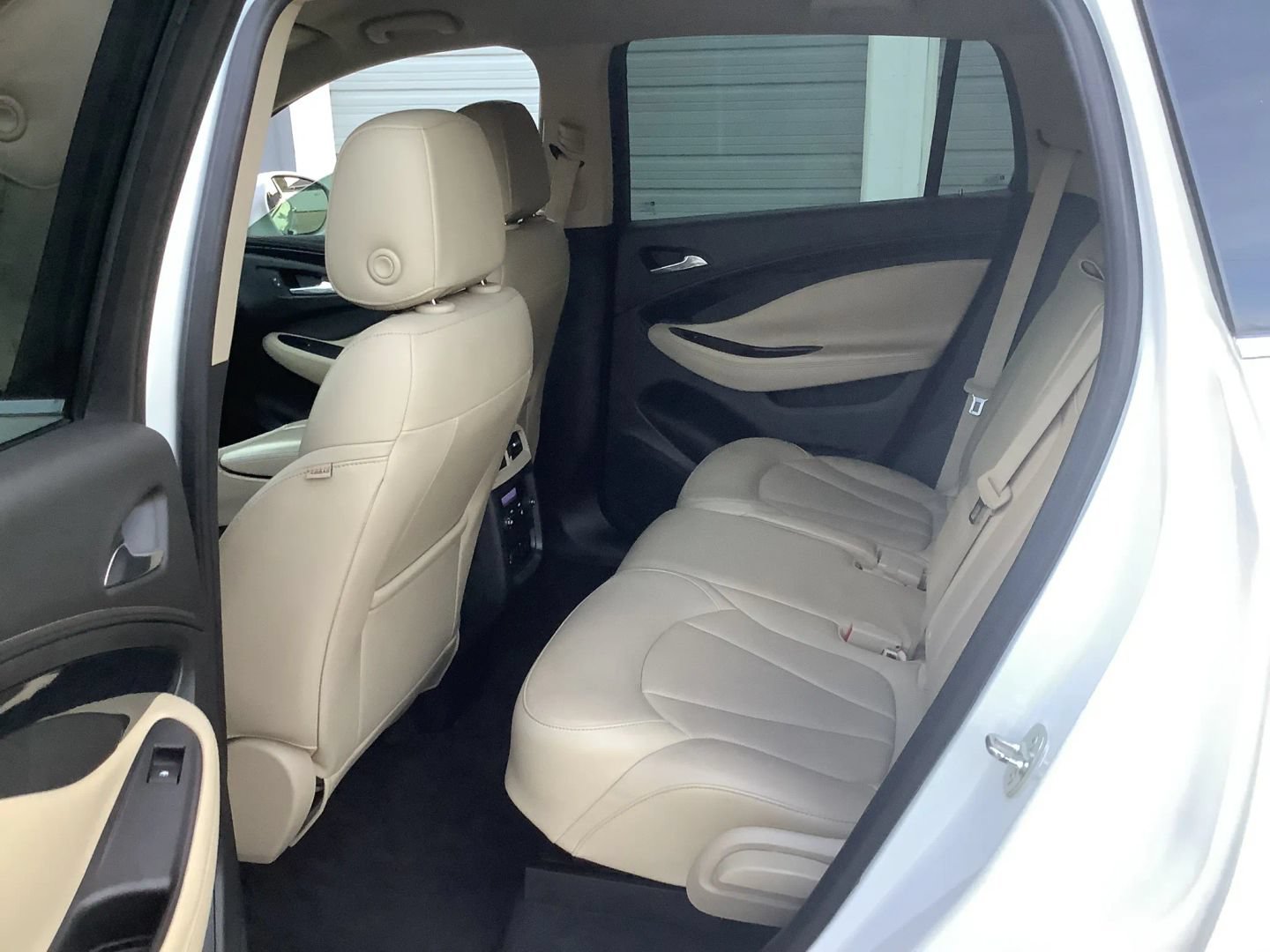 Used 2016 Buick Envision Premium AWD/4WD image 19
