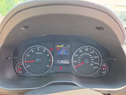 Used 2014 Subaru Outback 2.5i Limited w/ Moonroof Package AWD/4WD image 28