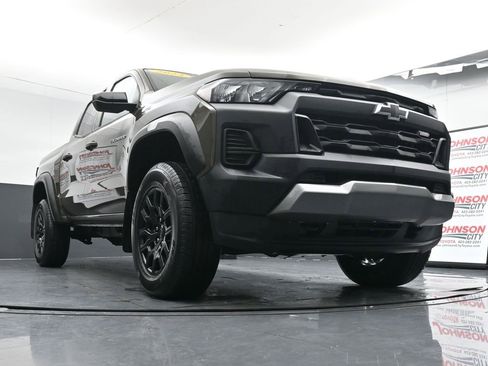 Used 2023 Chevrolet Colorado Trail Boss image 32